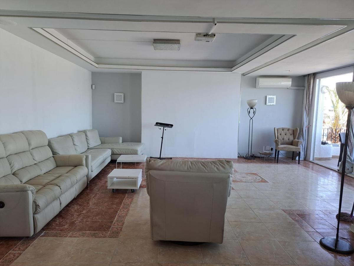 Private Suites In Huge Penthouse 1St Line Puerto Banus, Incredible Views, Jacuzzis Marbella Zewnętrze zdjęcie