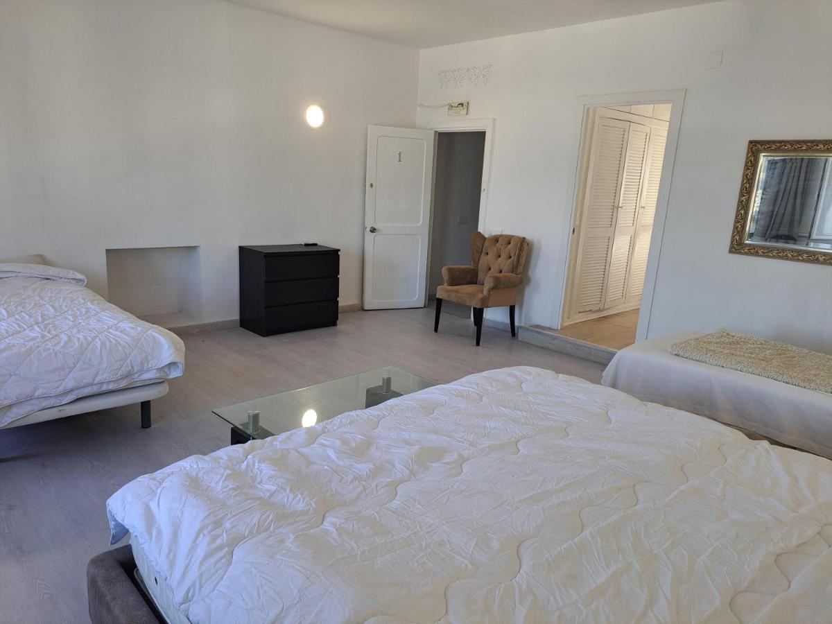 Private Suites In Huge Penthouse 1St Line Puerto Banus, Incredible Views, Jacuzzis Marbella Zewnętrze zdjęcie